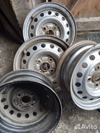 Диски штампованные r13 на Тойоту