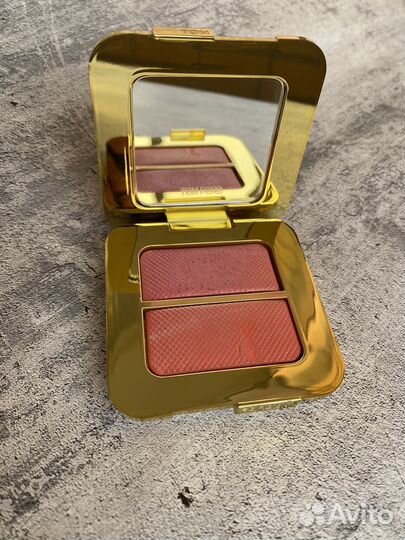 Tom ford румяна exotic flora