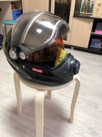 Снегоходный шлем