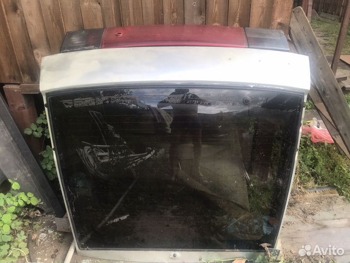 Крышка багажника