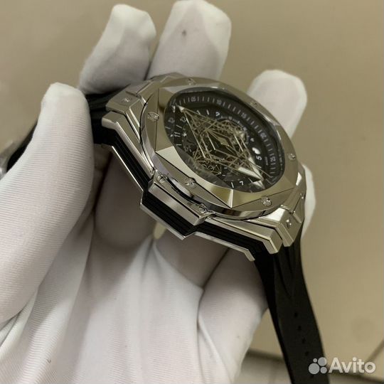 Часы мужские hublot