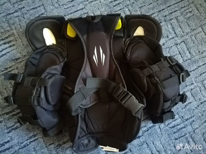 Вратарский нагрудник jr l