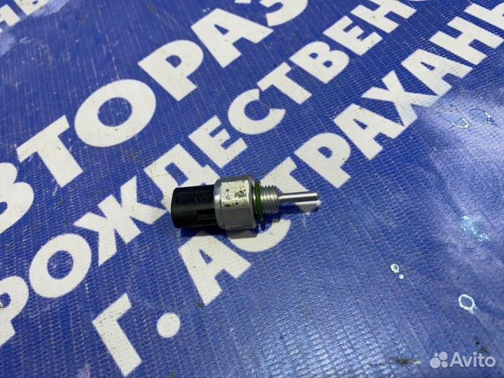 Датчик кондиционера Mercedes-Benz W220 седан 1999