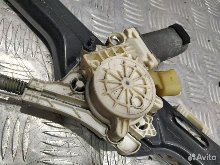 Стеклоподъемник передний левый Bmw X5 4.8I