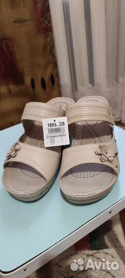 Продам женские туфли(сабо)