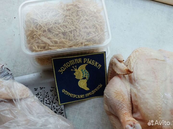 Домашние куриные яйца