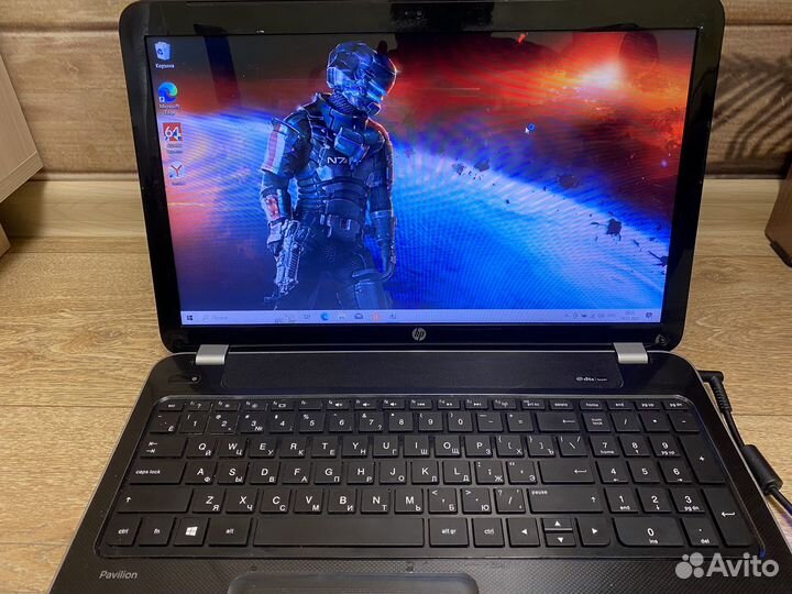 Мощный ноутбук HP 2 видеокарты/4 ядра