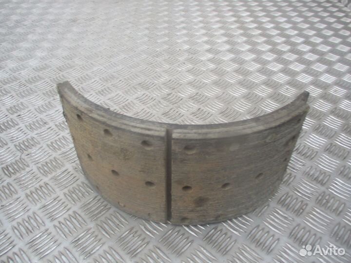 Колодка тормозная передняя Volvo 3095195