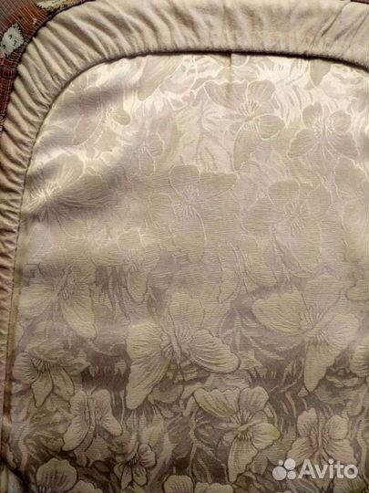 Детская кровать с маятником