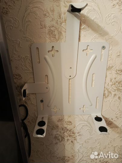 Кронштейн для xbox 360 на стену