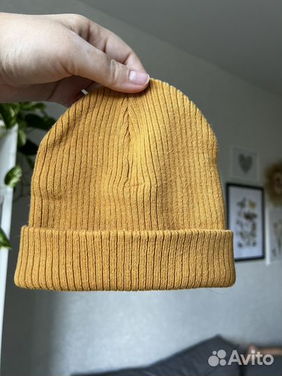 Шапки разные