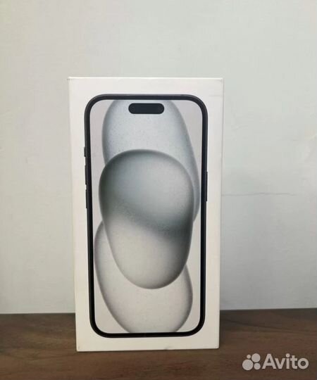 iPhone 15, 256 ГБ