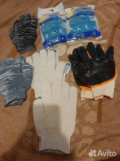 Перчатки виниловые