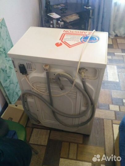 Стиральная машина Ariston бу