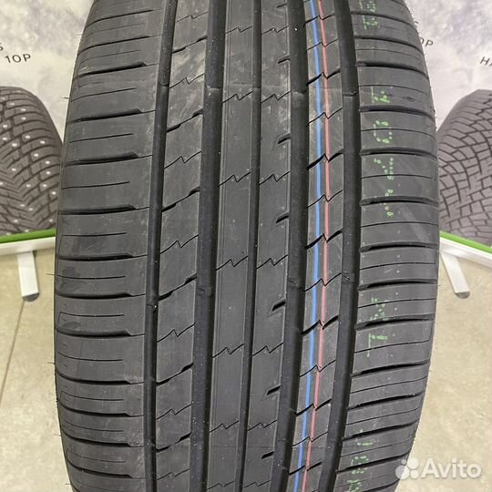 Tracmax X-Privilo RS01+ 285/40 R21 109Y