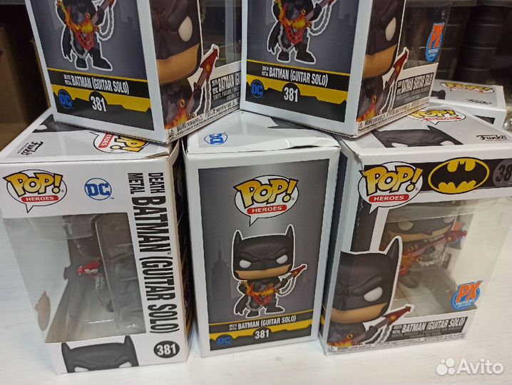 Фигурка Funko Pop Death Metal Batman Guitar Solo