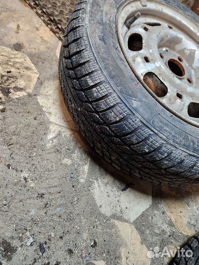 Диски штампованные r14 с зимней резиной westlake