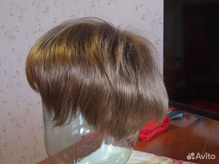 Парик женский короткий