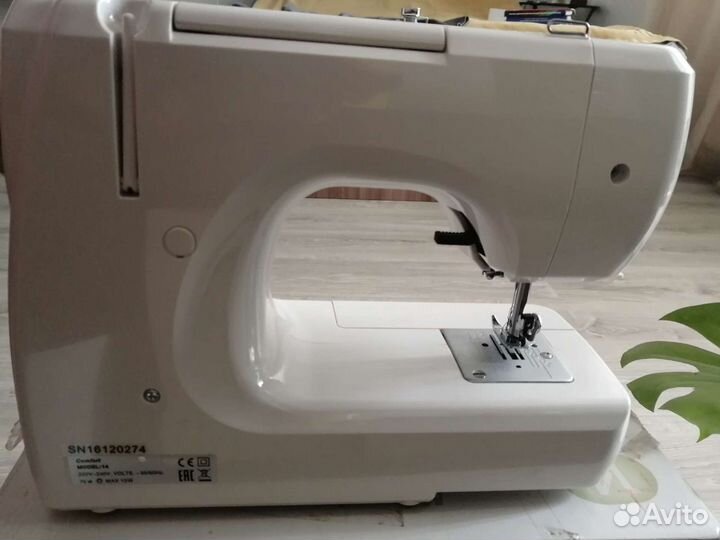 Швейная машина