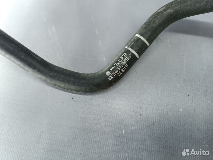 Патрубок системы охлаждения Skoda Rapid