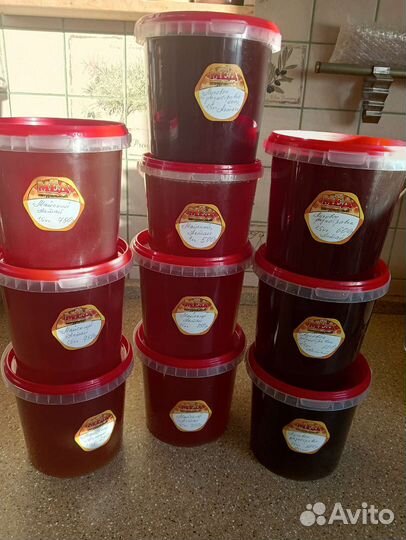 Майский мёд первой качки с Алтая