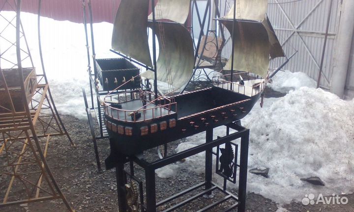 Модель-мангал корабль