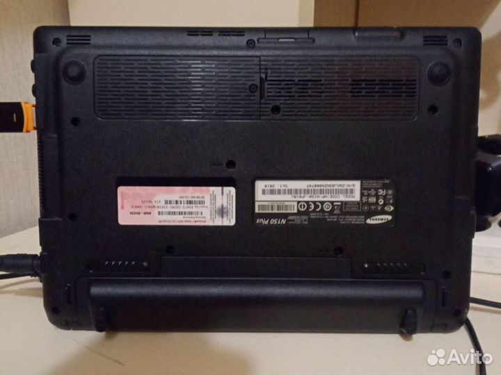 Нетбук samsung N150 plus