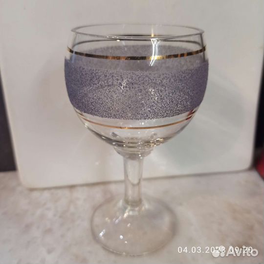 Рюмки и бокалы