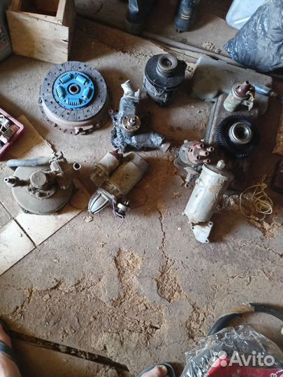 Запчасти на газ разные есть не рабочие