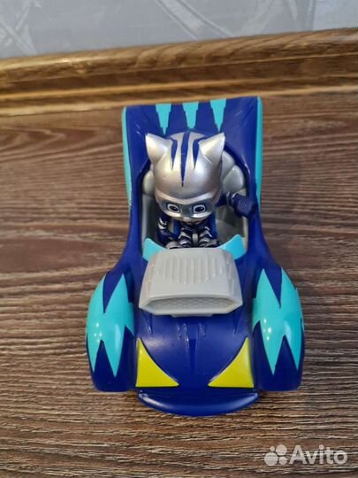 Герои в масках (кэтбой)