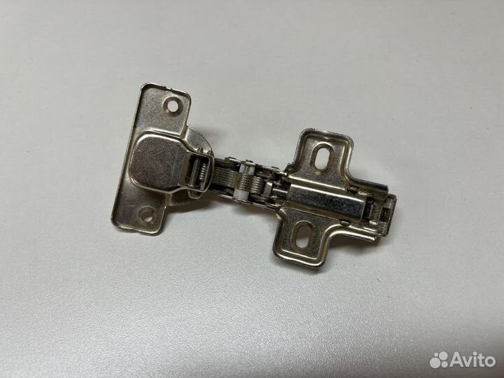 Петли с доводчиком Новые