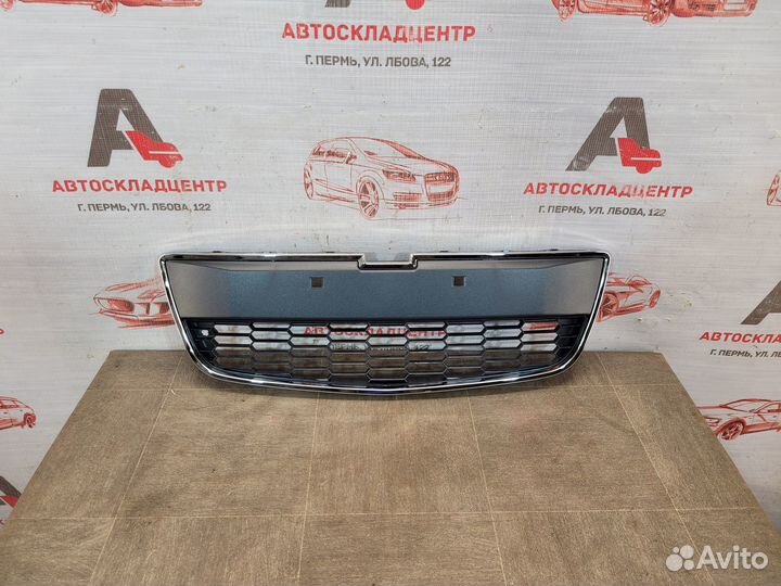 Решетка радиатора Chevrolet Aveo T300