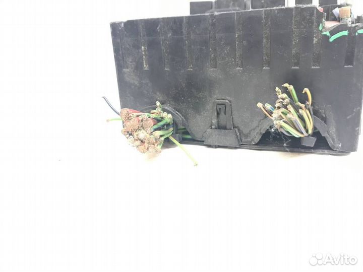 Блок предохранителей Ford Fusion CBK