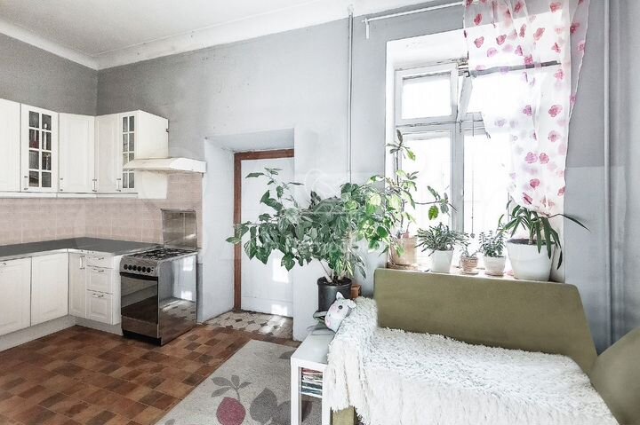 Комната 18,3 м² в 5-к., 4/7 эт.