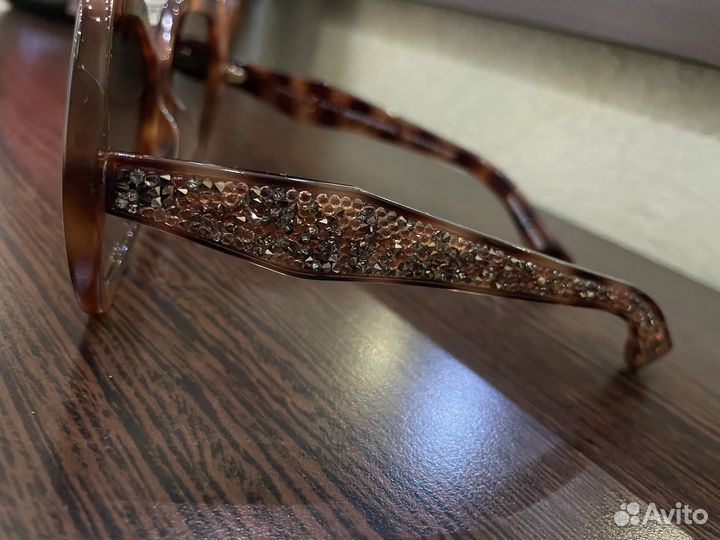 Солнцезащитные очки женские