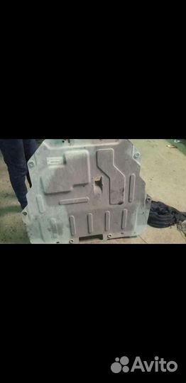 Защита двигателя Volkswagen Tiguan железный