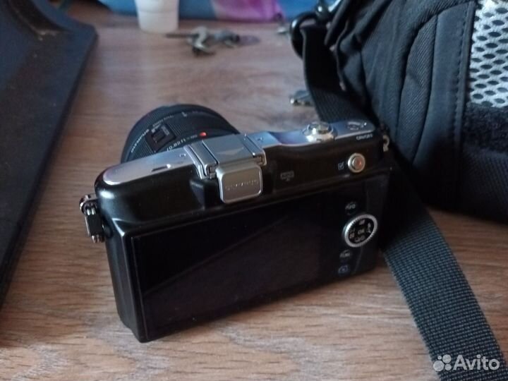Компактный фотоаппарат olympus