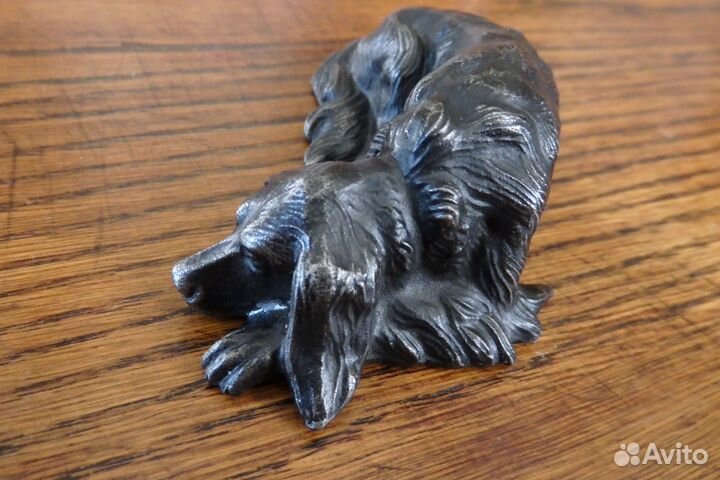 Чугунные статуэтки. Лежащий сеттер. Касли