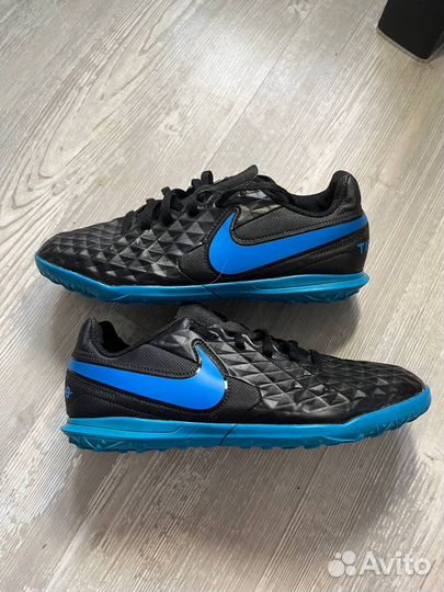 Детские футбольные бутсы р.35,5