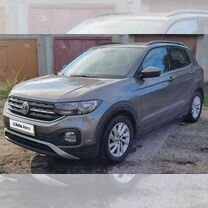 Volkswagen T-Cross 1.0 MT, 2020, 167 000 км, с пробегом, цена 1 650 000 руб.