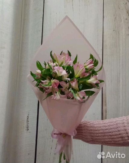 Букет из розовых альстромерий Доставка