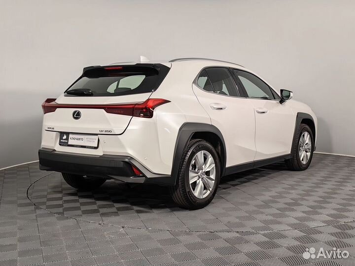 Lexus UX 2.0 CVT, 2019, 33 575 км