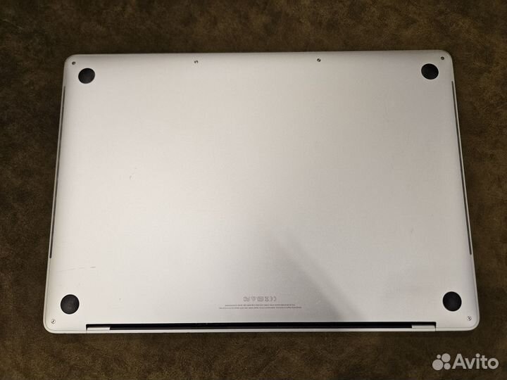 MacBook Pro 15 (2018, i7, 32 GB, 512 GB)