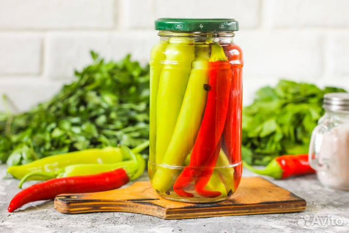Перец острый в банках