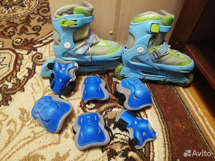 Роликовые коньки