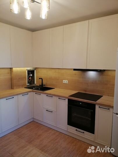 Кухонный гарнитур, кухня новая