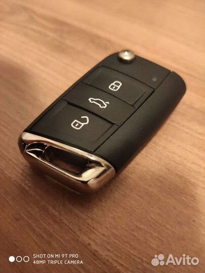 Ключ выкидной Тигуан 2