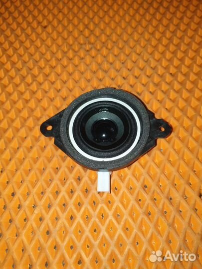 Динамик Mazda 3