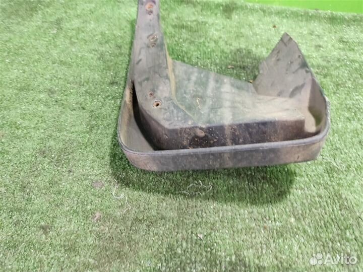 Брызговик задний правый Honda CR-V 3 (RE) 2009