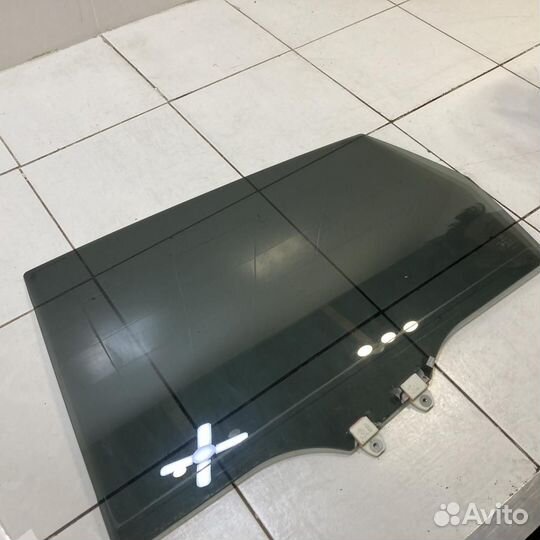 Стекло двери задней левой Honda CR-V 4 RM4